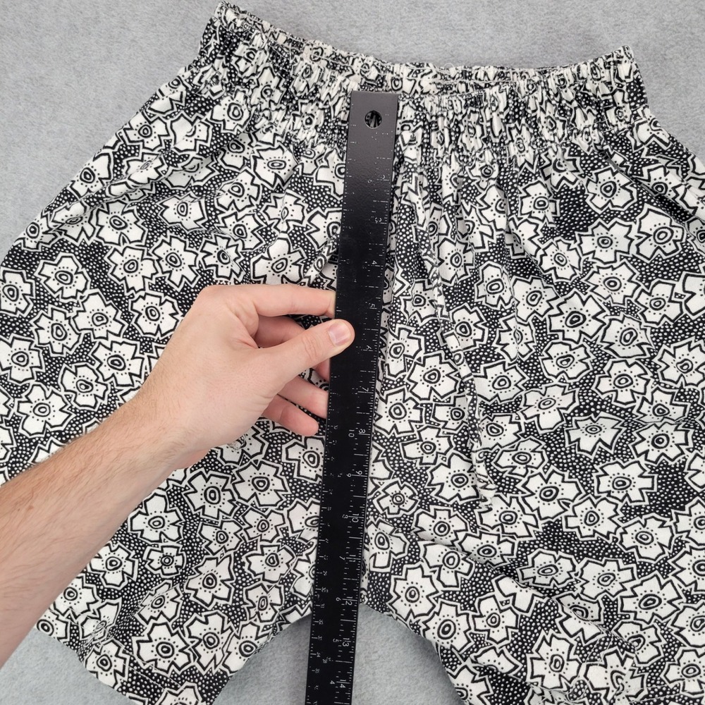Hang Ten Geometric Floral Shorts Women Large Black White Vintage Elastic Waist - Picture 9 of 11